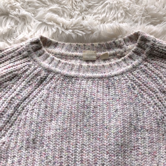 GUC GAP Multi-Colored Crew Neck Sweater - Picture 3 of 6